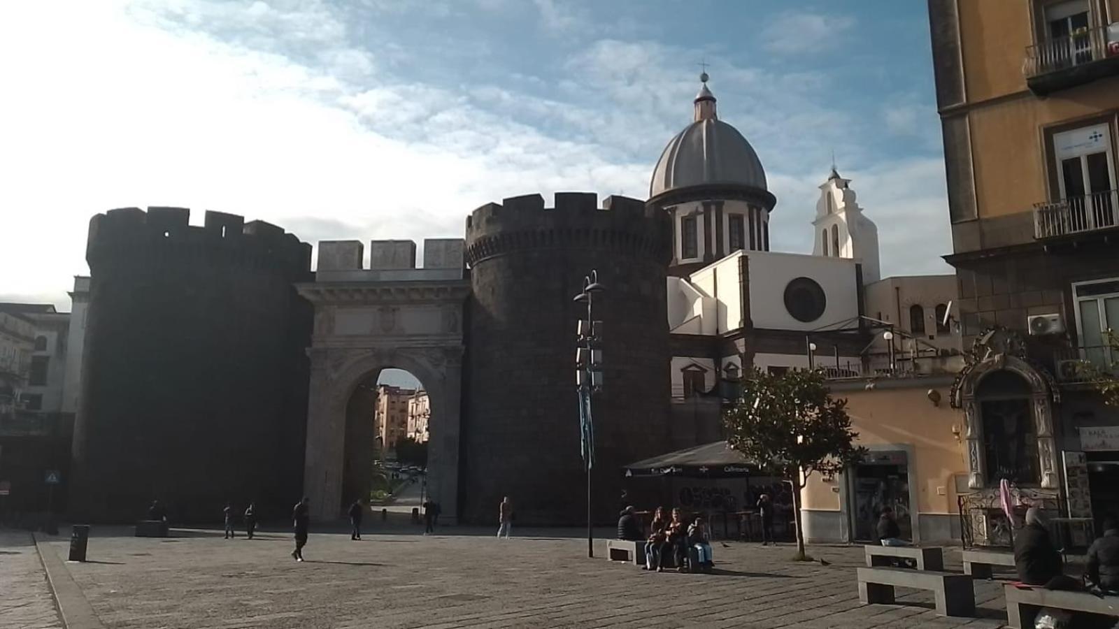 شقة Puntoxenia Torri Aragonesi نابولي المظهر الخارجي الصورة
